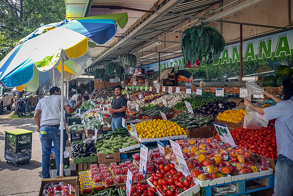 Raymond Herr ~ Mercado