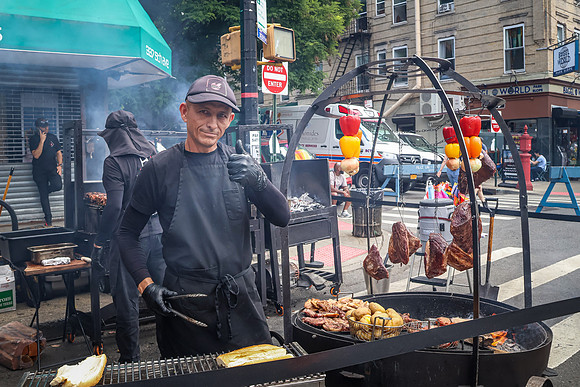 Marie-Elaine Petrino – Street fair barbecue-YUM