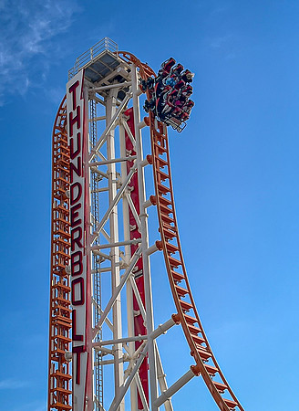 Suzy Marmol – Thunderbolt - Coney Island
