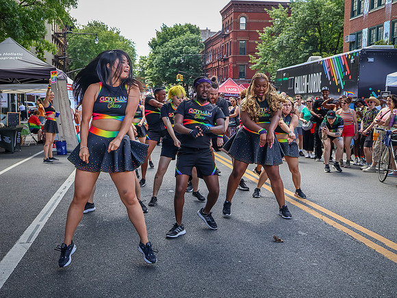 Marie-Elaine Petrino – Gay pride- joy!
