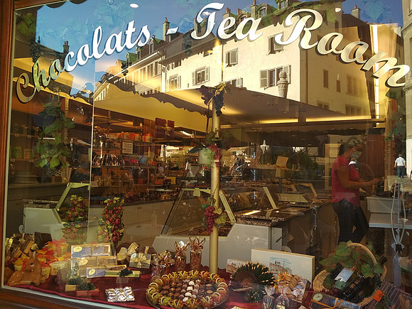 Debbie King - Geneva Chocolats